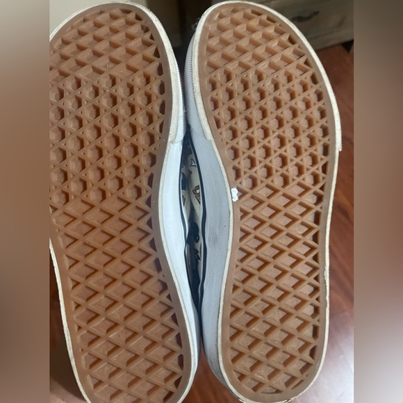 VANS CLASSIC SLIP-ON (THE SIMPSONS) youth size 3.5 - Picture 5 of 8